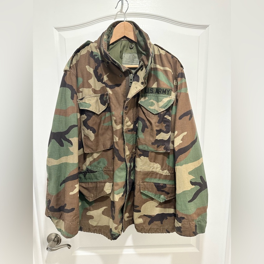 United States Army Woodland Camouflage Military Field Jacket, Sz Medium Regular